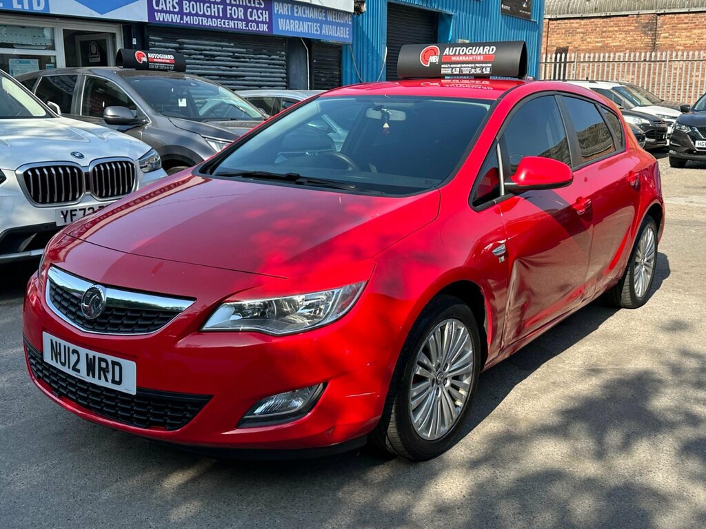Vauxhall Astra 1.4 16V Excite Euro 5 Red #3