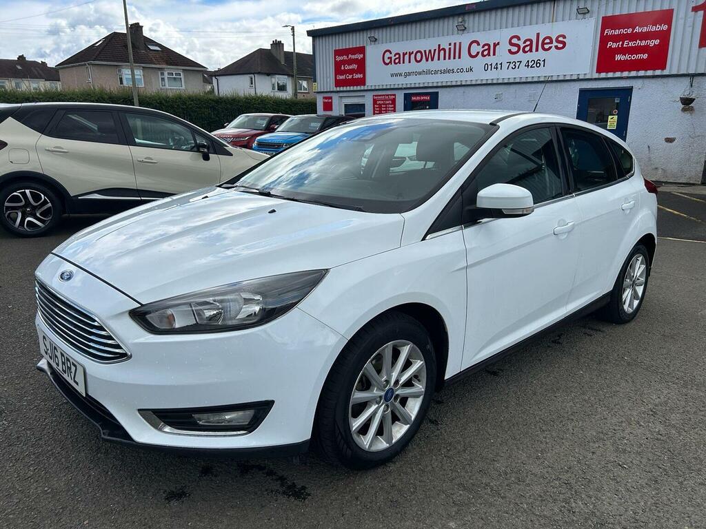 Ford Focus 1.6 Titanium Powershift Euro 6 White