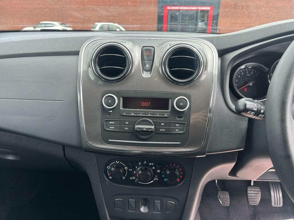Dacia Sandero Stepway 1.5 Stepway Ambiance Dci 90 White #34