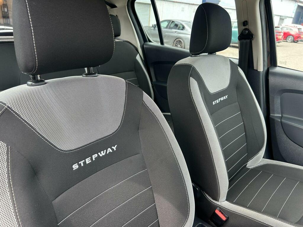 Dacia Sandero Stepway 1.5 Stepway Ambiance Dci 90 White #37