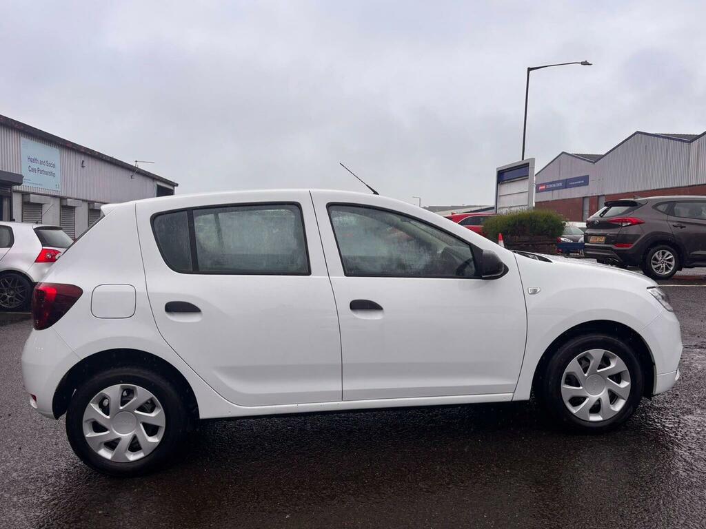 Dacia Sandero 1.0 Sce Essential Euro 6 White #3