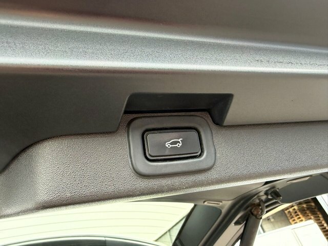 Land Rover Discovery 3 .0 D250 R-dynamic S Black #23