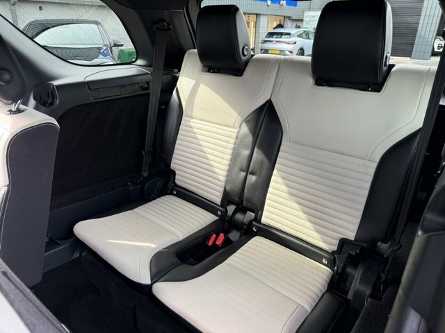 Land Rover Discovery 3 .0 D250 R-dynamic S Black #17