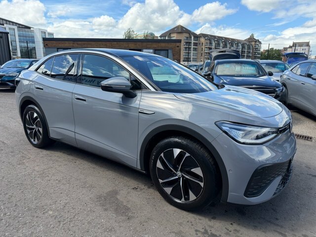 Volkswagen ID.5 Pro 77Kwh Style Suv 174 Ps Grey #2