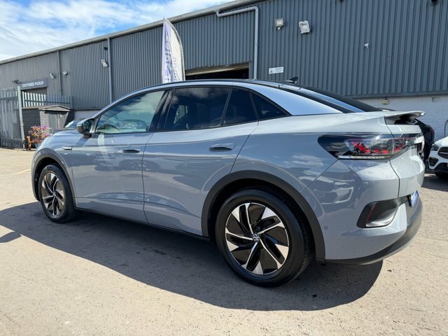 Volkswagen ID.5 Pro 77Kwh Style Suv 174 Ps Grey #5