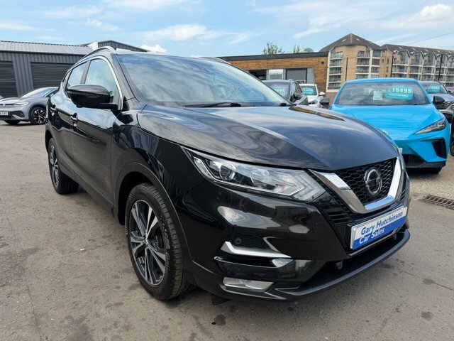 Nissan Qashqai 1.3 Dig-t N-connecta Suv Euro 6 Black #6