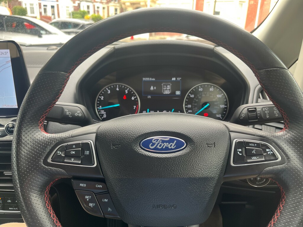 Ford Ecosport Hatchback Black #16