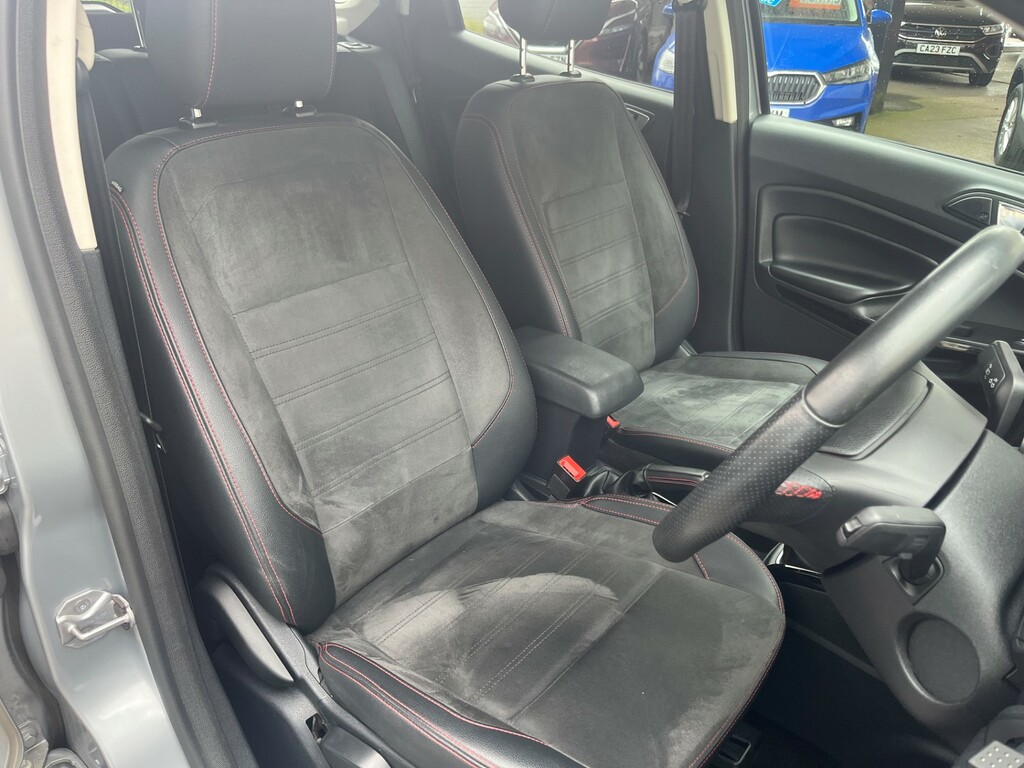 Ford Ecosport Hatchback Black #9