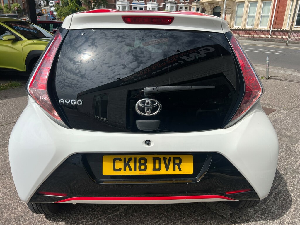 Toyota Aygo Vvt-i X-press  #3
