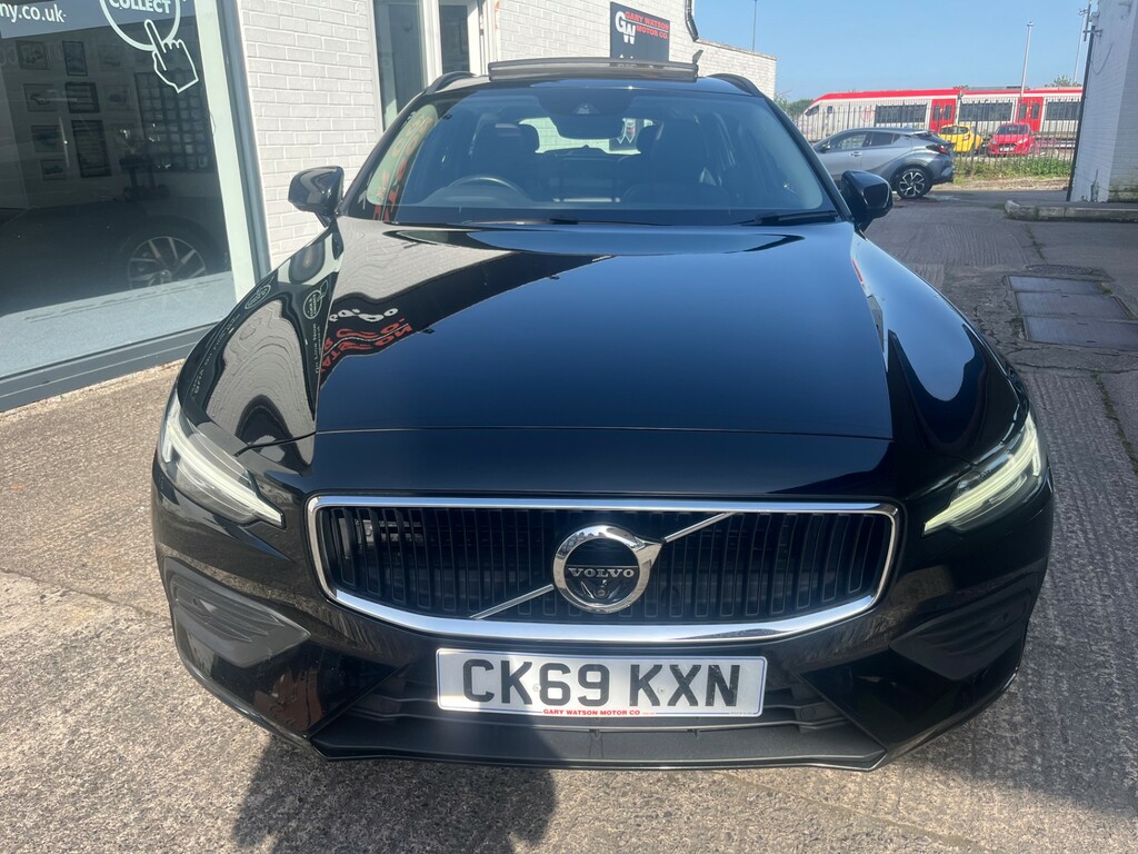 Volvo V60 T5 Momentum Plus  #2