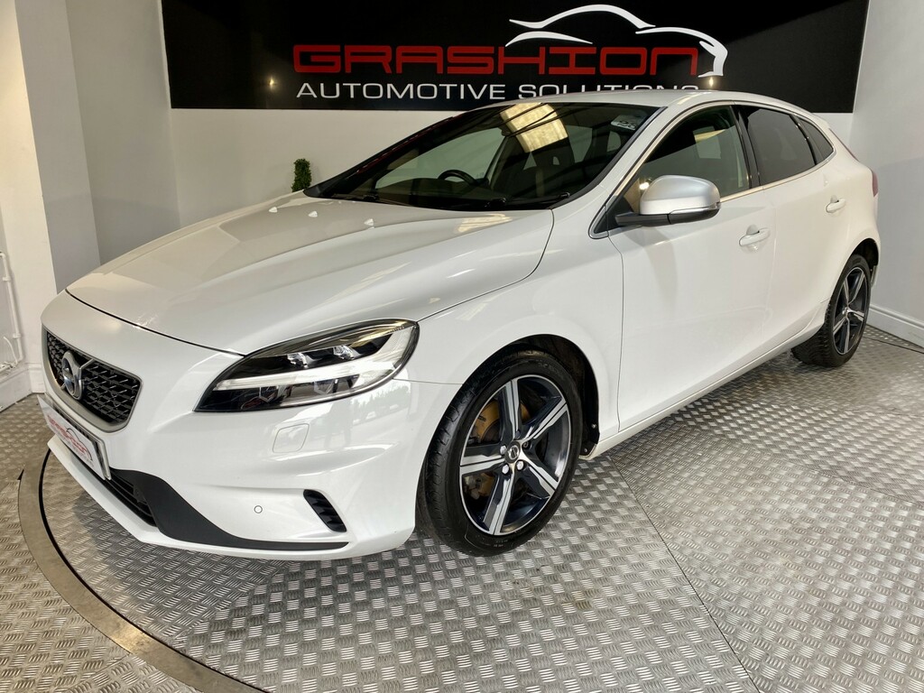 Volvo V40 Hatchback 2.0 R-design T2 201766 White #3
