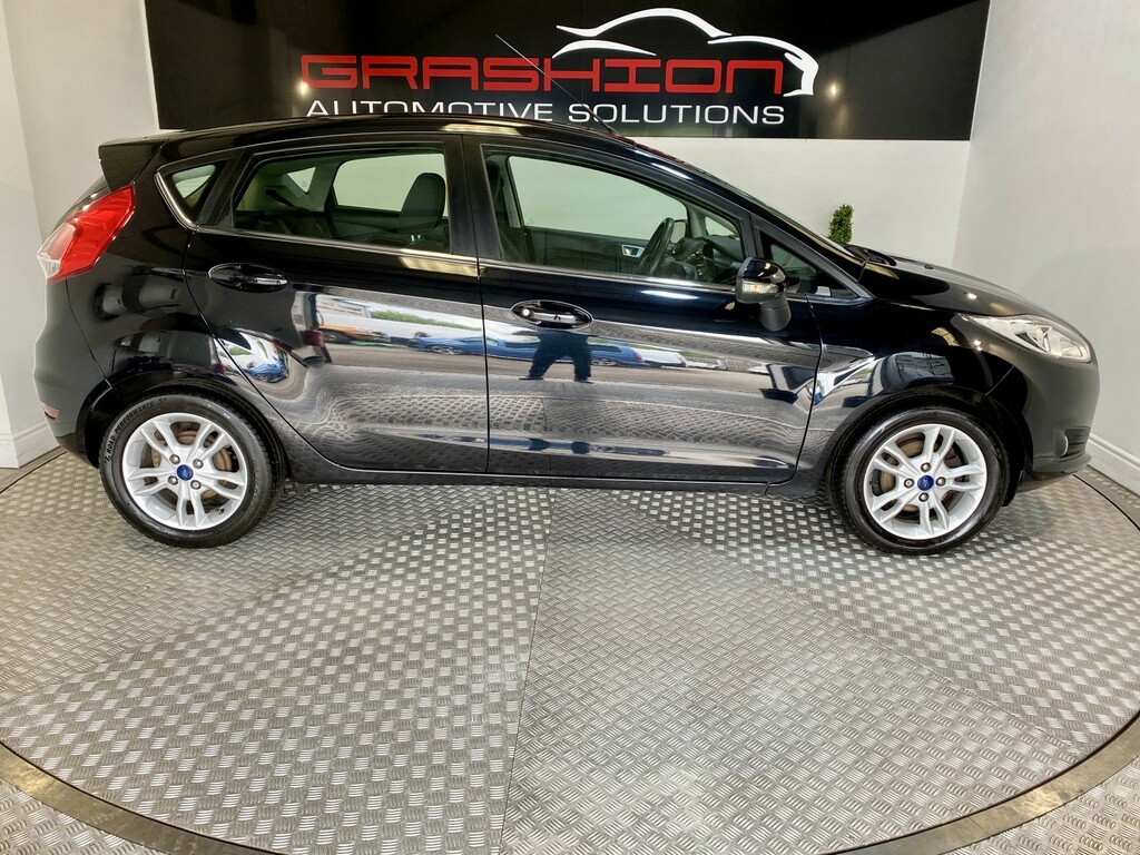 Ford Fiesta Hatchback 1.0 T Ecoboost Zetec 201515 DE15WYM Black #4