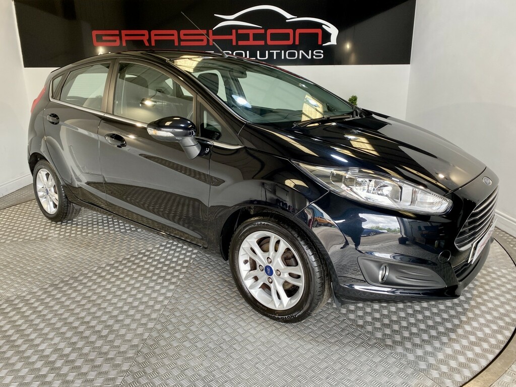 Ford Fiesta Hatchback 1.0 T Ecoboost Zetec 201515 DE15WYM Black