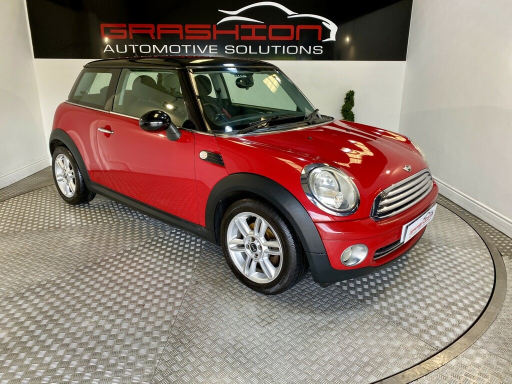 Mini Hatch 1.6 Cooper Euro 4 Black #22