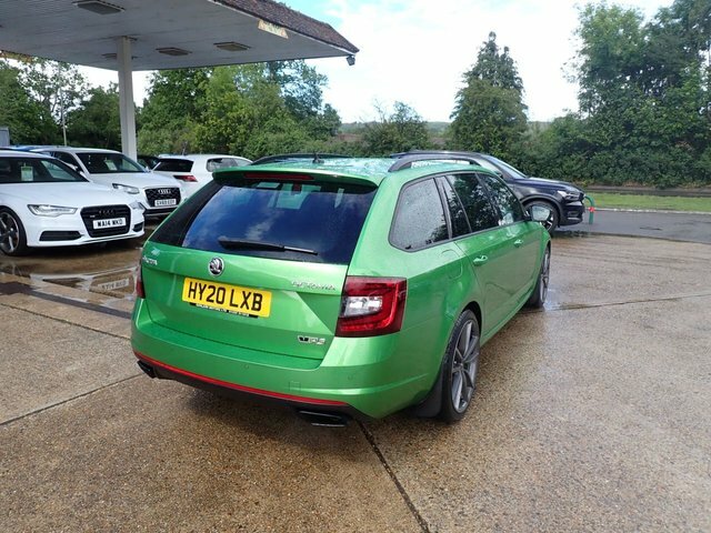 Skoda Octavia Estate HY20LXB Green #3