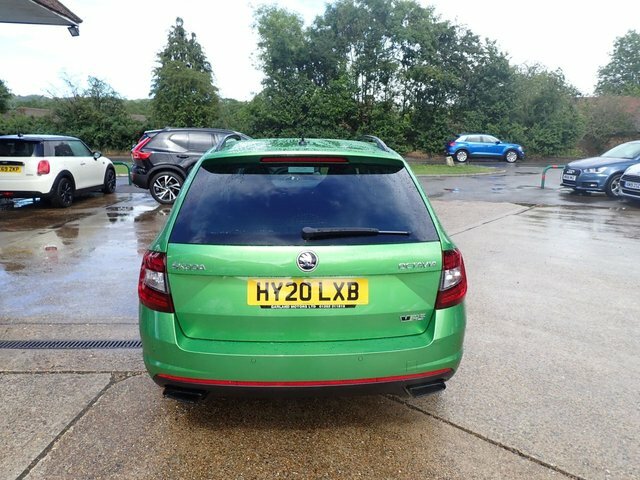 Skoda Octavia Estate HY20LXB Green #4