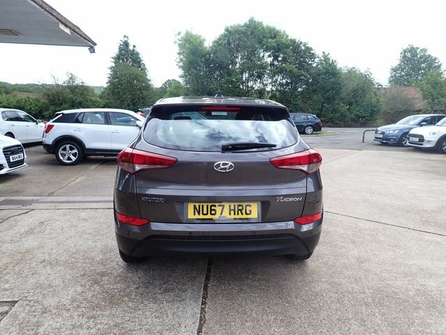 Hyundai Tucson Suv NU67HRG Grey #4