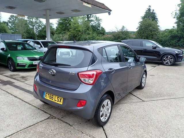 Hyundai I10 Hatchback ET66LSX Grey #3