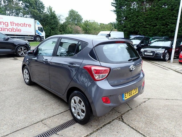 Hyundai I10 Hatchback ET66LSX Grey #5