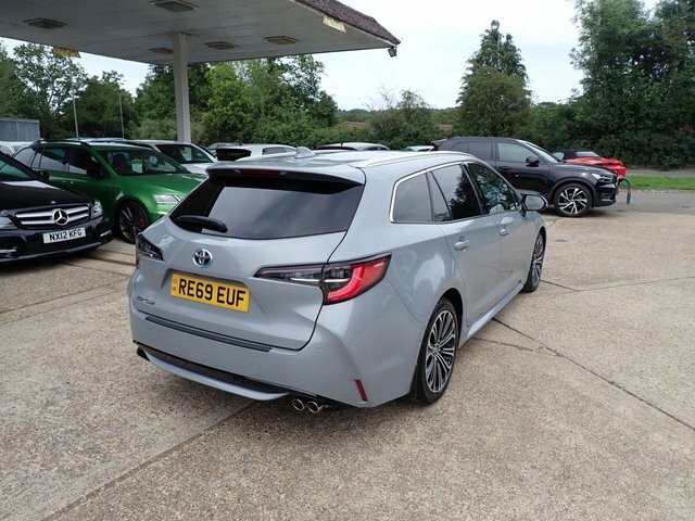 Toyota Corolla Estate Grey #3