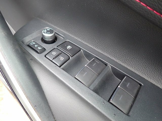 Toyota Corolla Vvt I Design White #16