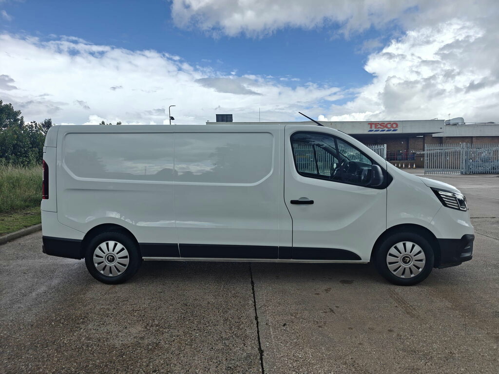 Renault Trafic 2.0 Dci Blue Ll30 Advance Panel Van Man NY73AVF White #5