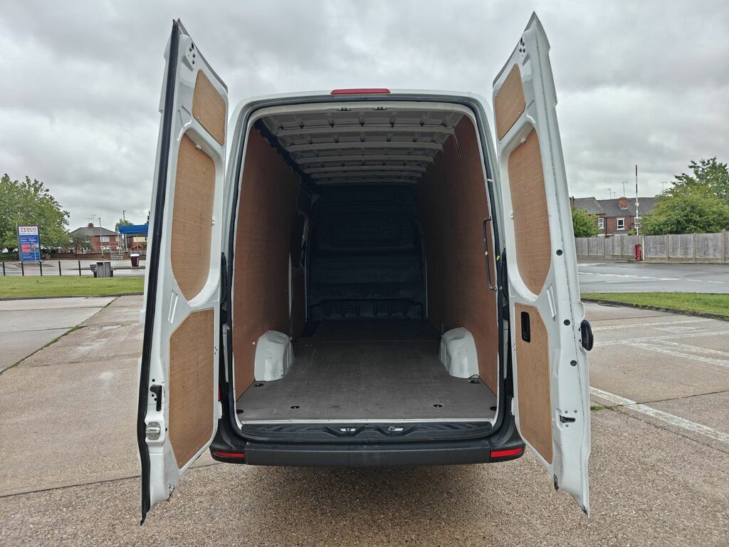 Mercedes-Benz Sprinter 2.0 315 Cdi Progressive Panel Van Manua White #2