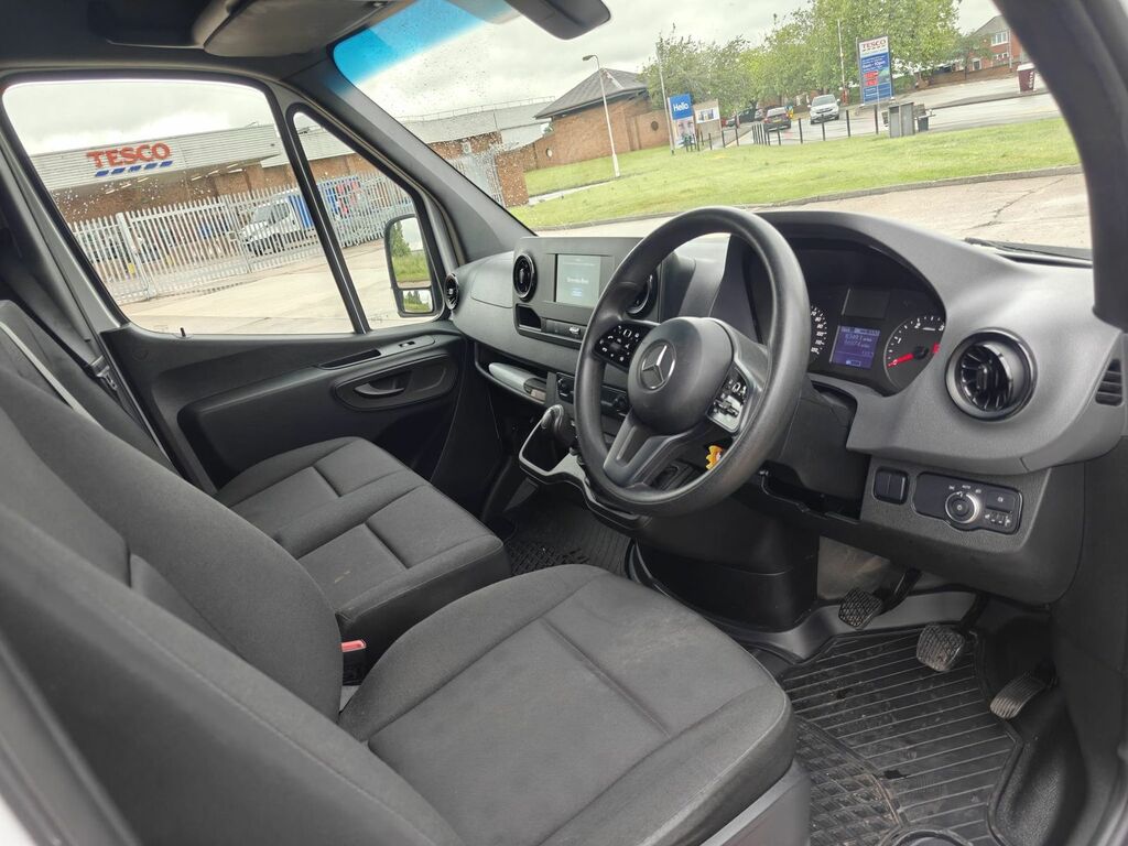 Mercedes-Benz Sprinter 2.0 315 Cdi Progressive Panel Van Manua White #4