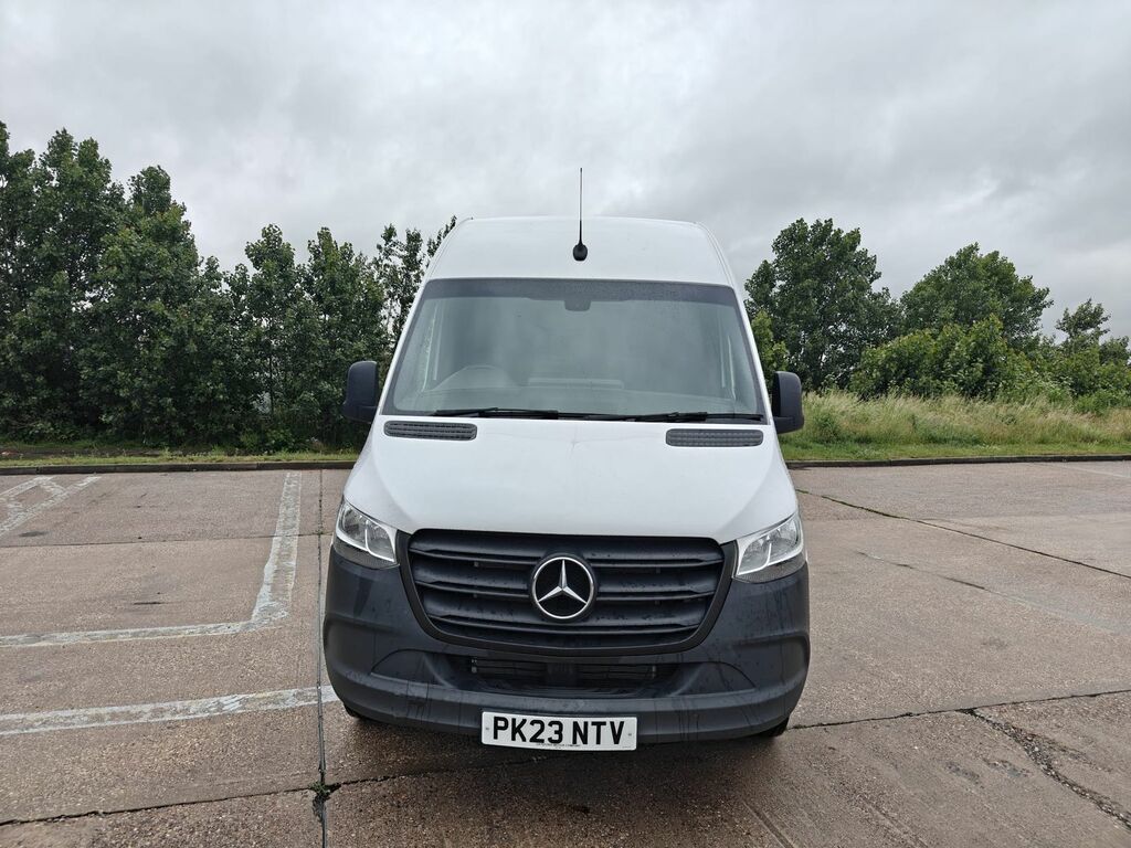 Mercedes-Benz Sprinter Sprinter 315 Progressive Cdi White #12
