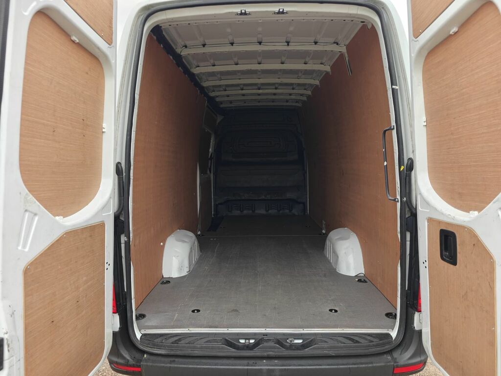 Mercedes-Benz Sprinter Sprinter 315 Progressive Cdi White #7