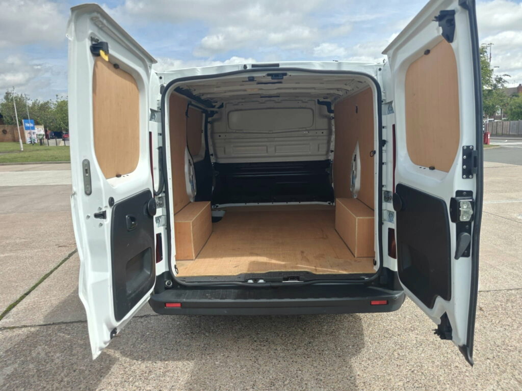 Renault Trafic 2.0 Dci Blue Sl28 Business Panel Van M WM23RXS White #2