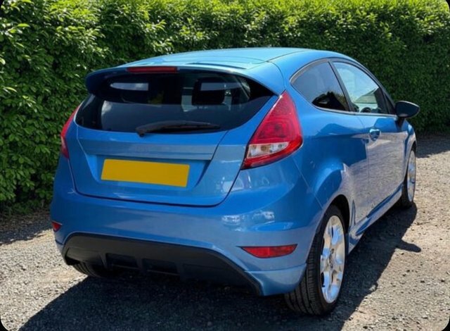 Ford Fiesta Zetec S Hatchback Blue #3