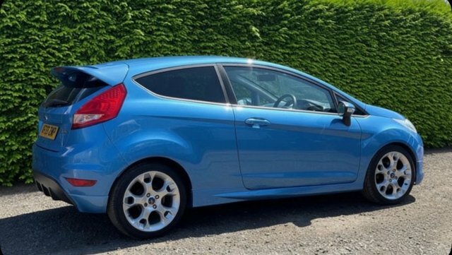 Ford Fiesta Zetec S Hatchback Blue #4