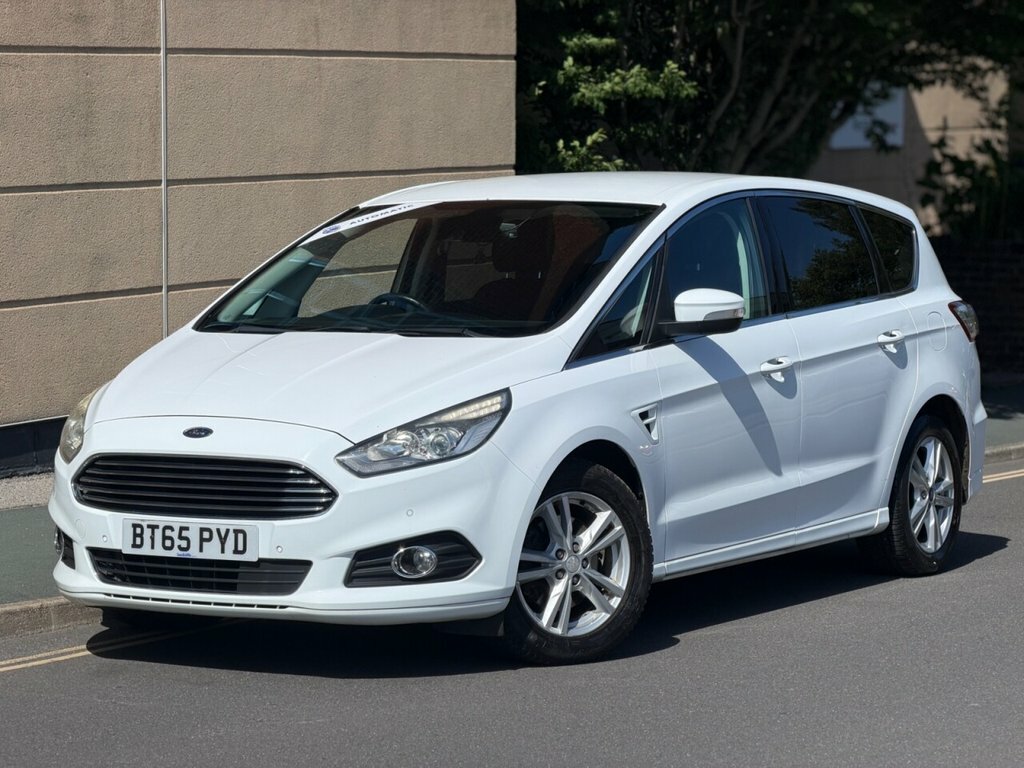 Ford S-Max 2L Titanium White