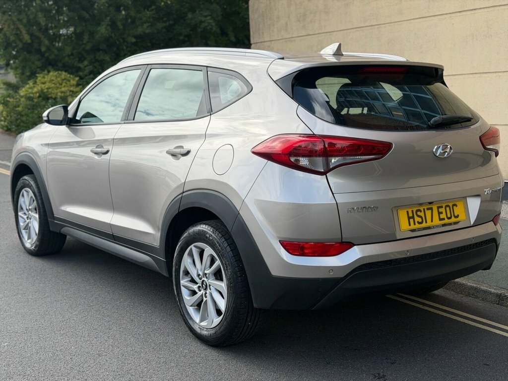 Hyundai Tucson 1.6L Se Nav White #3