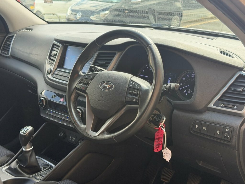 Hyundai Tucson 1.6L Se Nav White #5