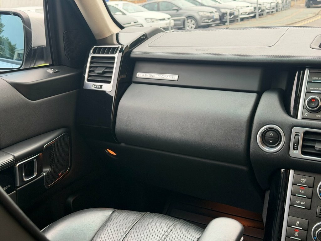 Land Rover Range Rover 3.0 Tdv6 Vogue 258 Bhp Silver #24
