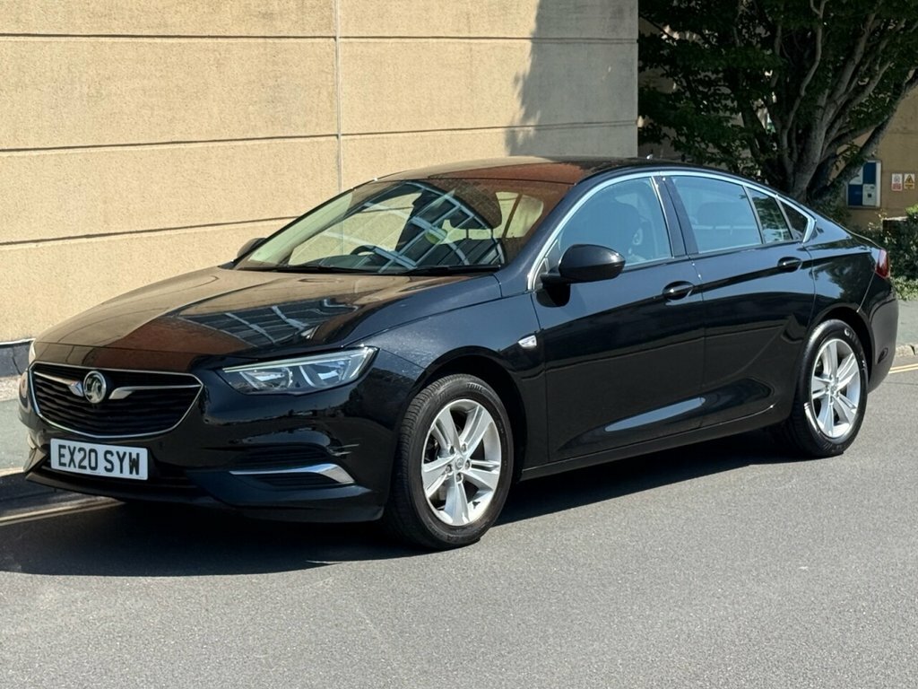 Vauxhall Insignia 1.5L Tech Line Nav Black #2