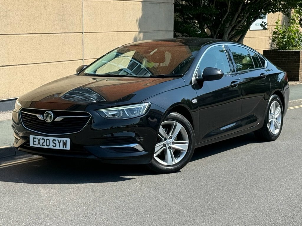 Vauxhall Insignia 1.5L Tech Line Nav Black