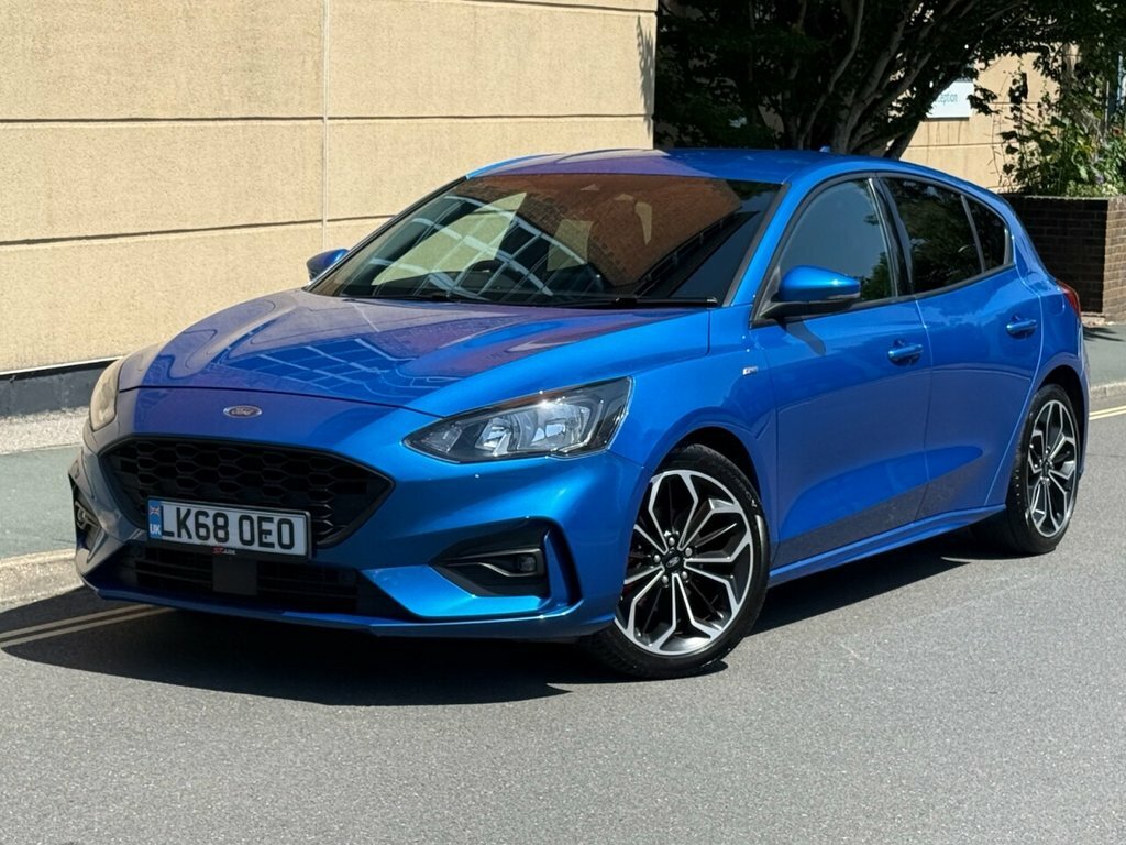 Ford Focus 1L St-line X Blue