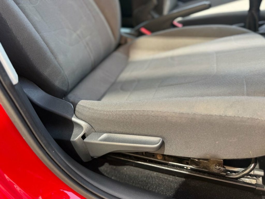 Volkswagen Up 1L Move Up Red #17
