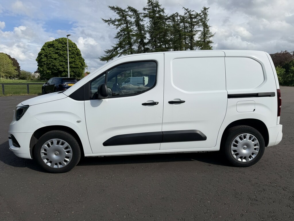 Vauxhall Combo 1.6 Turbo D 2300 Sportive White #6