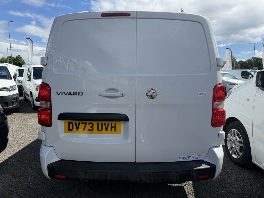 Vauxhall Vivaro Panel Van 1.5 Vivaro Pro 1.5Td 100 M6 Ss L2h1 290 DV73UVH White #5
