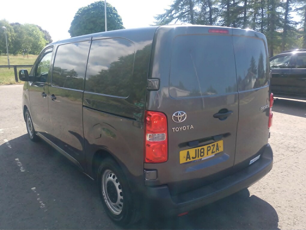 Toyota PROACE 1.6D Comfort Medium Panel Van Mwb Euro 6 Ss Grey #5