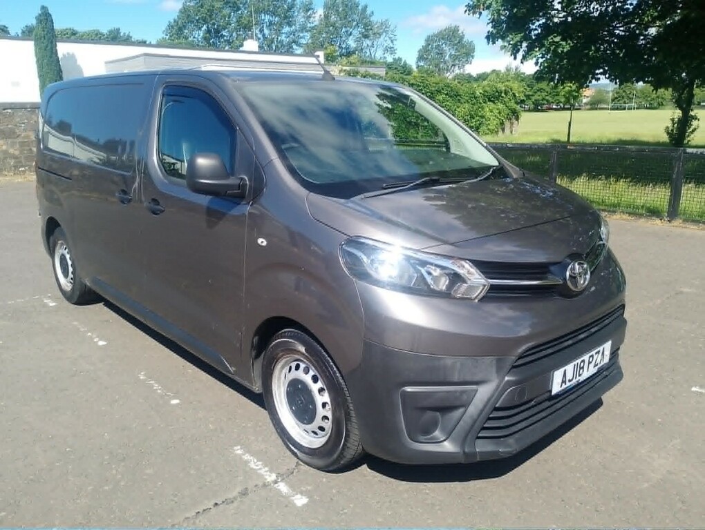 Toyota PROACE 1.6D Comfort Medium Panel Van Mwb Euro 6 Ss Grey #1