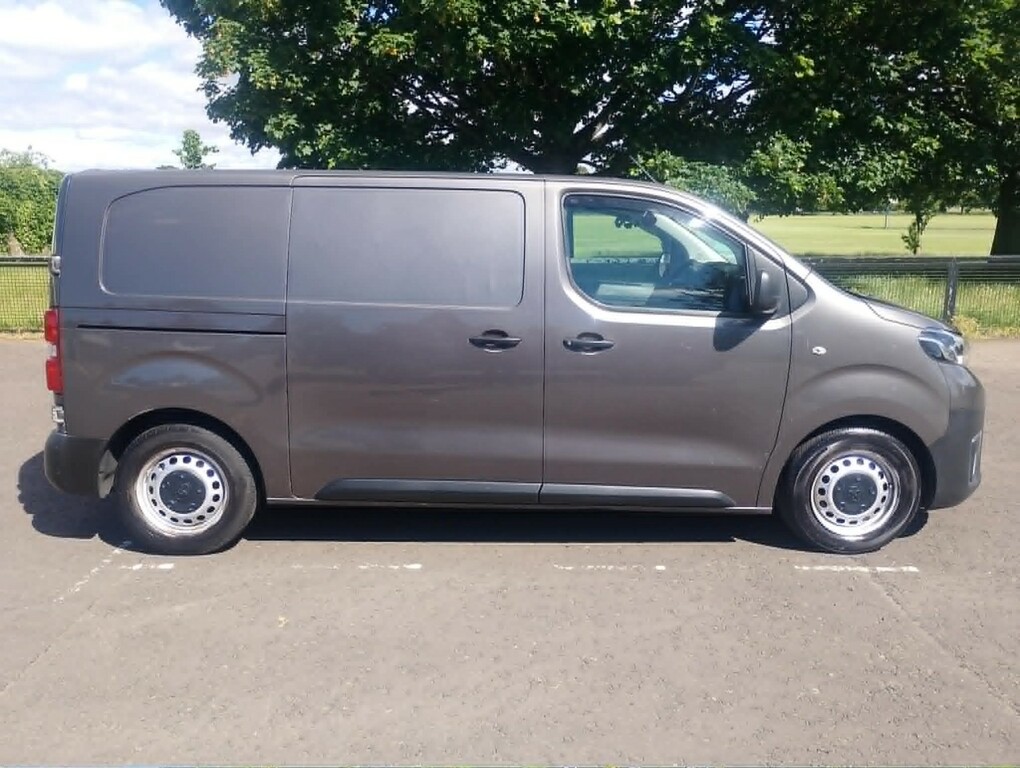 Toyota PROACE 1.6D Comfort Medium Panel Van Mwb Euro 6 Ss Grey #8