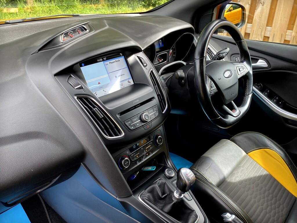 Ford Focus St-2 2.0 Ecoboost - Tangerine Scream - 58 800 Mile FP17XBB Yellow #2