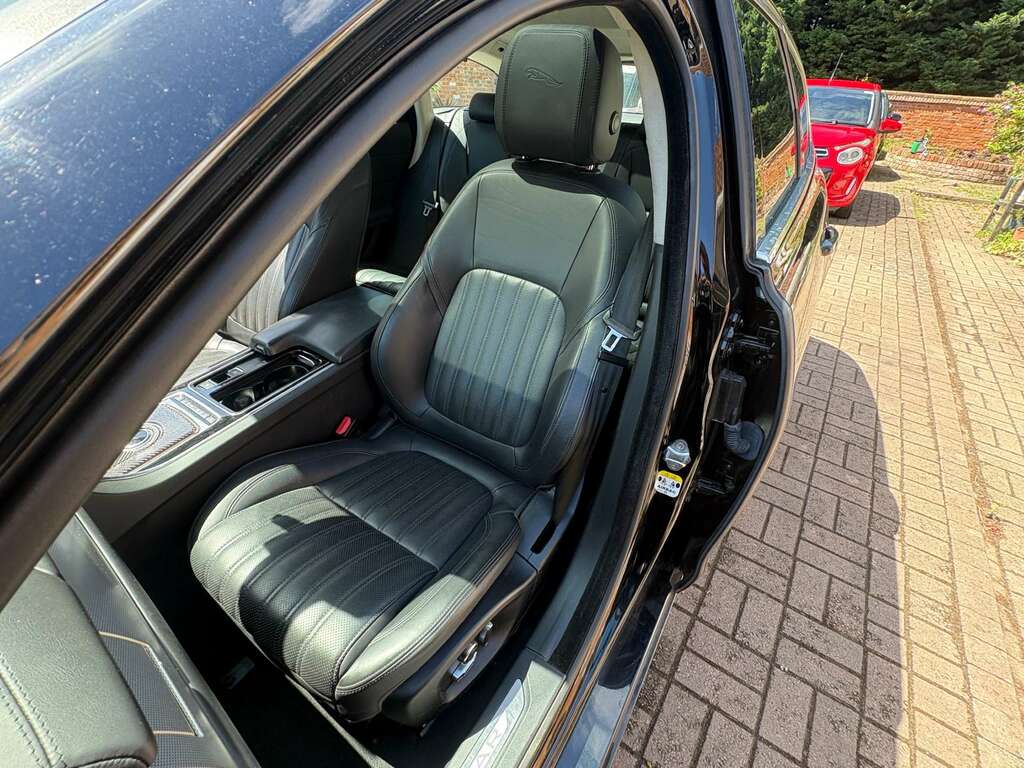 Jaguar XF 2.0 Xf Portfolio BW68KLP Black #6