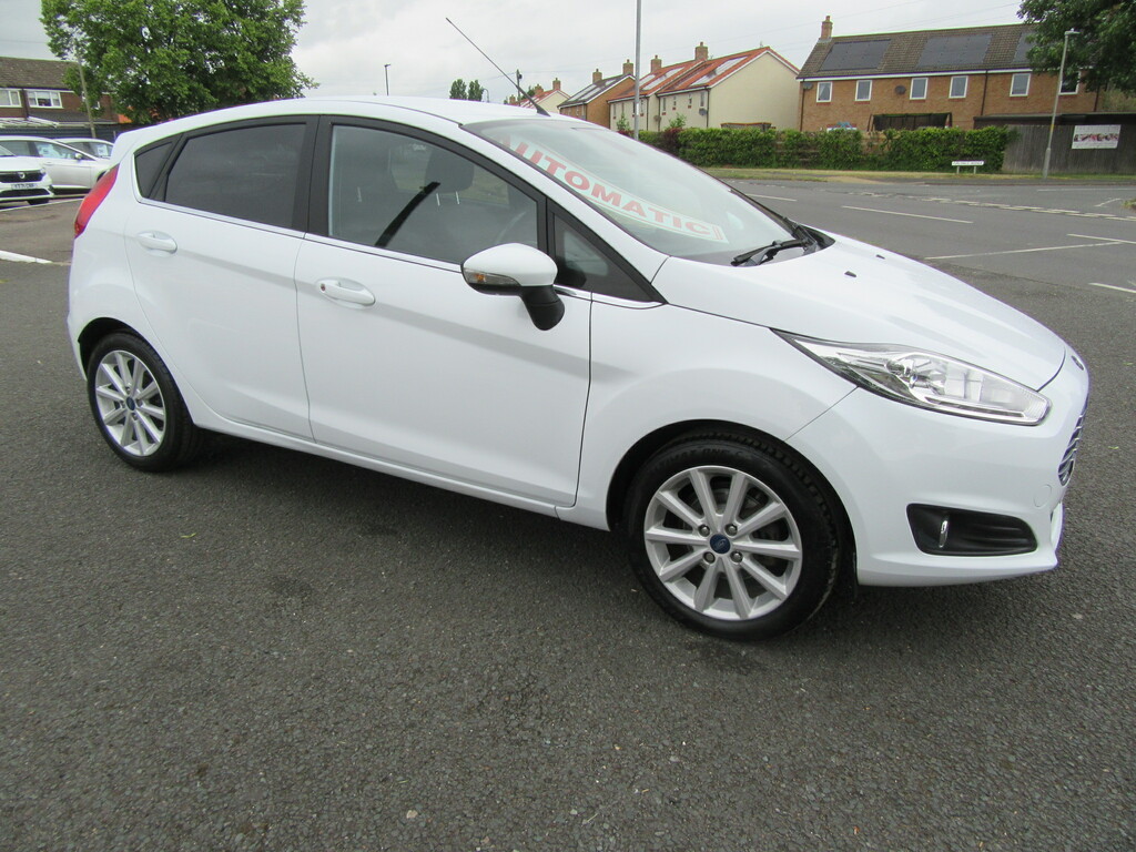 Ford Fiesta Titanium 1.6L Titanium Euro 6 White #4
