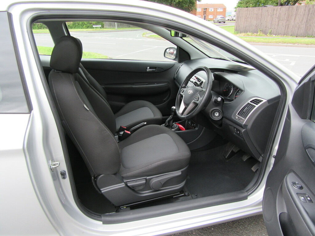 Hyundai I20 1.4 Active  #16